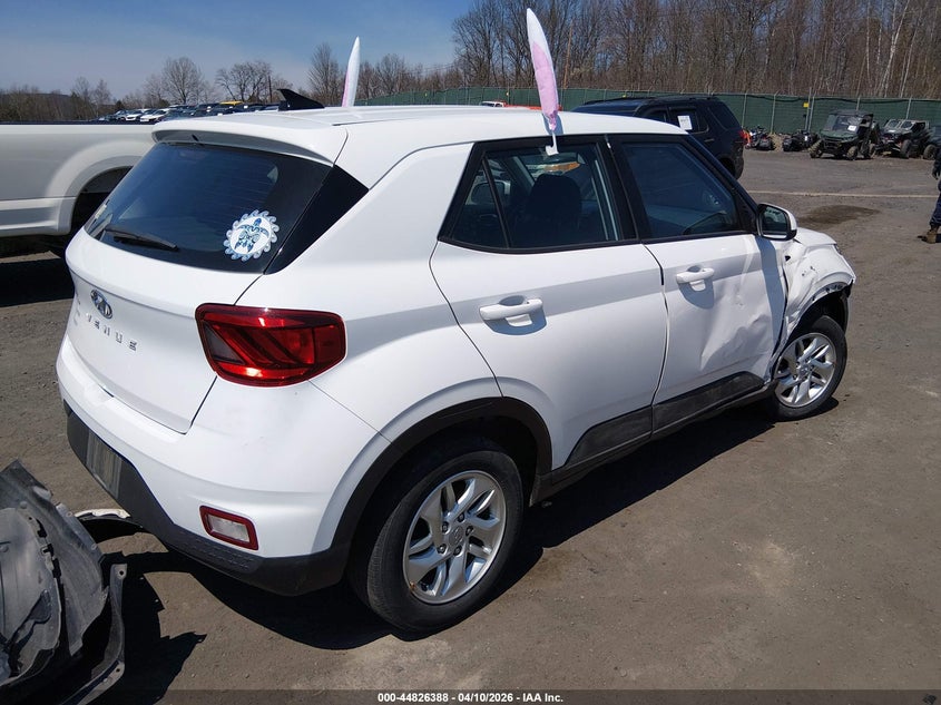 2022 Hyundai Venue Se VIN: KMHRB8A37NU202175 Lot: 44826388