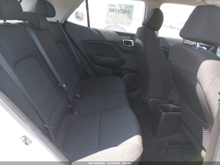 2022 Hyundai Venue Se VIN: KMHRB8A37NU202175 Lot: 44826388