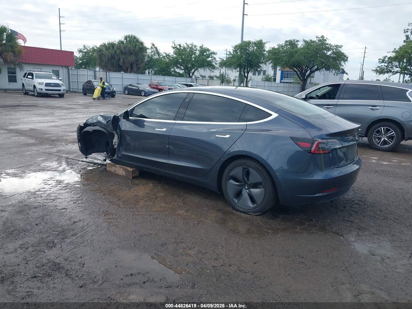 2018 Tesla Model 3 Long Range/Mid Range