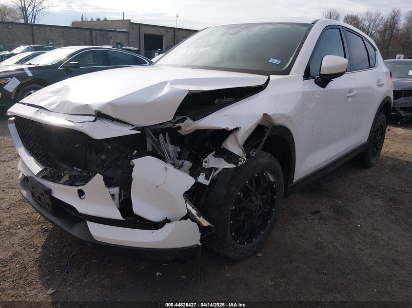2017 Mazda Cx-5 2.5 Cx-5 Grand Touring white Lot 111044826427 Vin JM3KFADL4H0105161