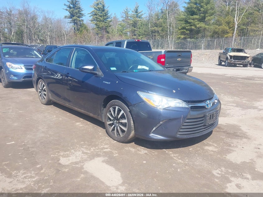 2016 Toyota Camry Hybrid Le