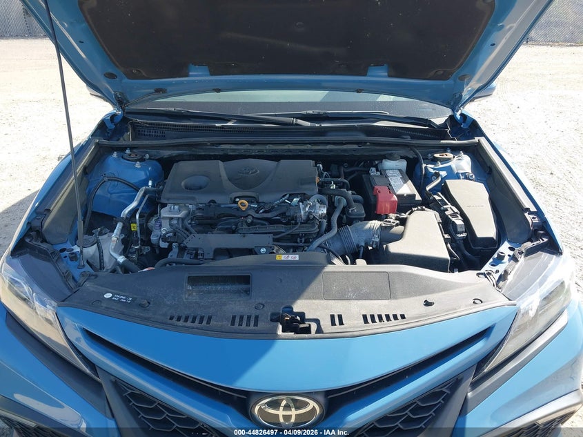TOYOTA CAMRY - zdjęcie 10