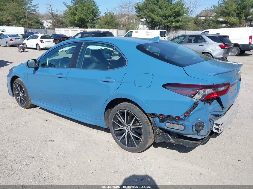 TOYOTA CAMRY - zdjęcie 3