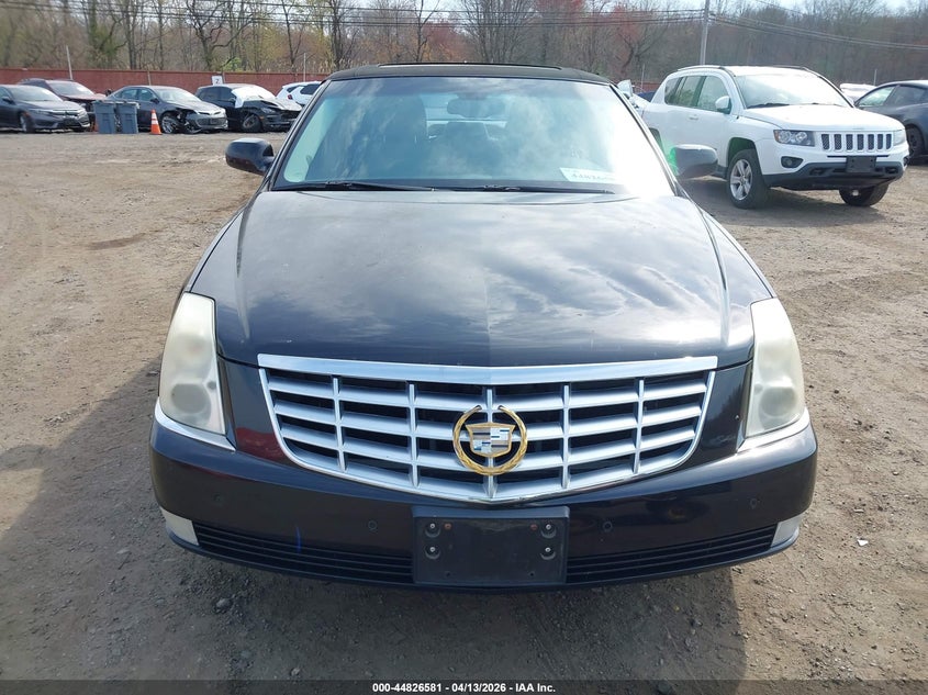 2011 Cadillac Dts Luxury Collection VIN: 1G6KD5E69BU123141 Lot: 44826581