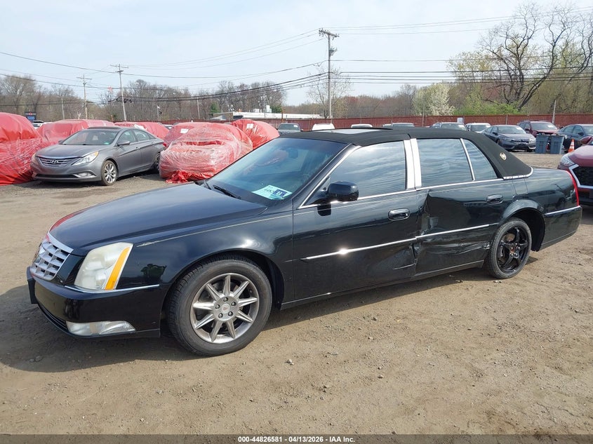 2011 Cadillac Dts Luxury Collection VIN: 1G6KD5E69BU123141 Lot: 44826581