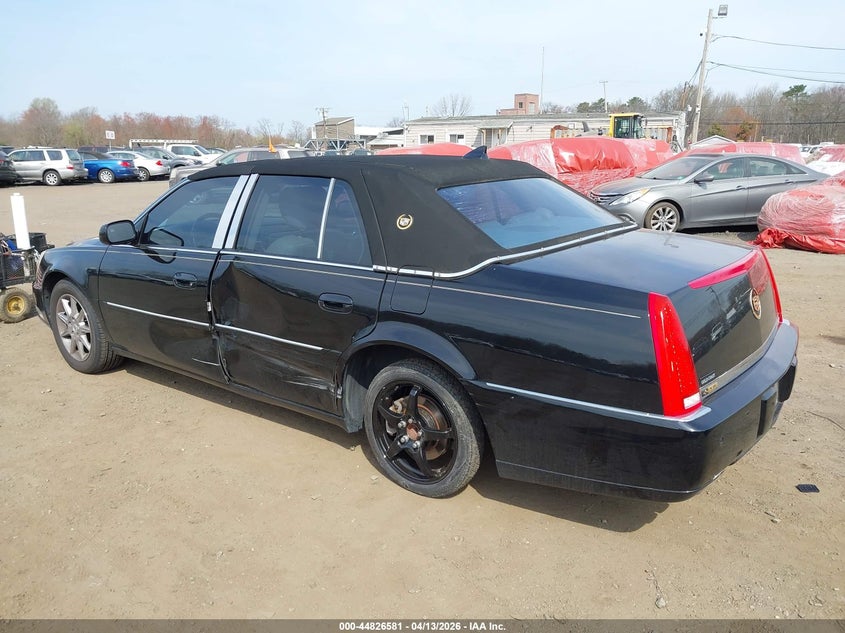 2011 Cadillac Dts Luxury Collection VIN: 1G6KD5E69BU123141 Lot: 44826581