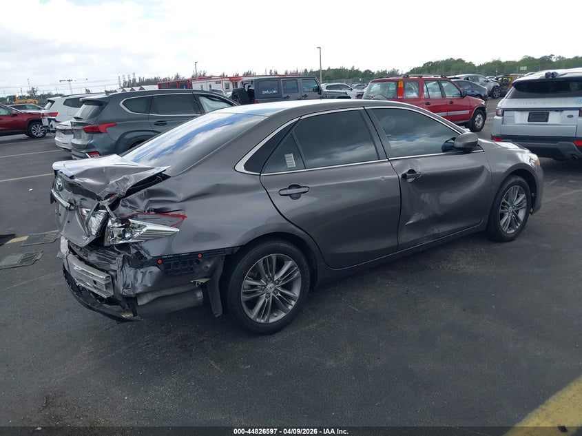2016 Toyota Camry Se