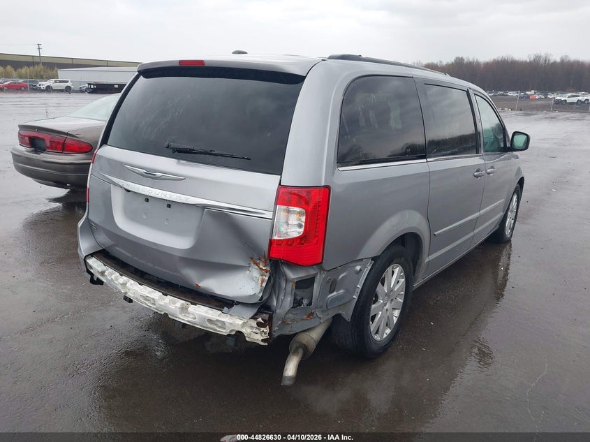2014 Chrysler Town & Country Touring