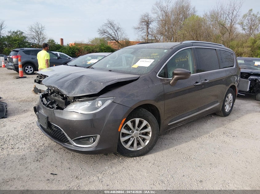 2018 Chrysler Pacifica Touring L
