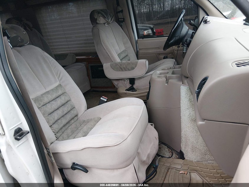 2002 Ford E-150 Commercial/Recreational