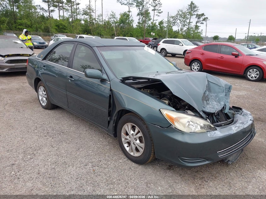 2004 Toyota Camry Le