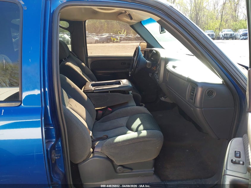 2004 CHEVROLET AVALANCHE TRUCK 5.3L V-8 295HP