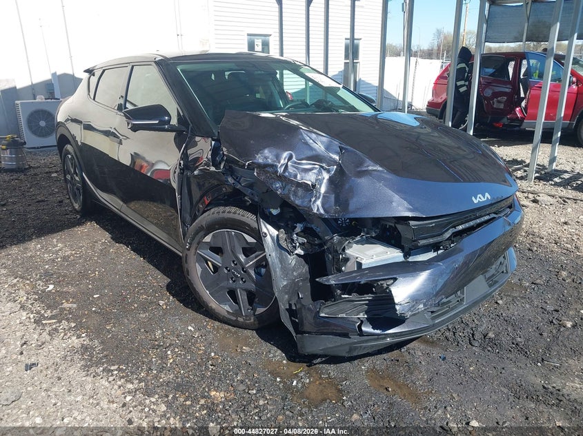 Vin: 5xyc34ja6sg008071, lot: 45324325, kia ev6 light long range rwd 2025 img_1