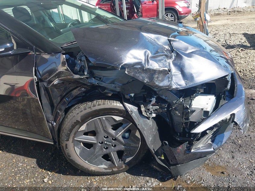 2025 Kia Ev6 Light Long Range Rwd VIN: 5XYC34JA6SG008071 Lot: 44827027