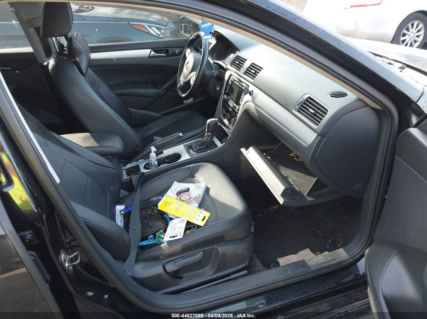 2013 Volkswagen Passat 2.5L Se