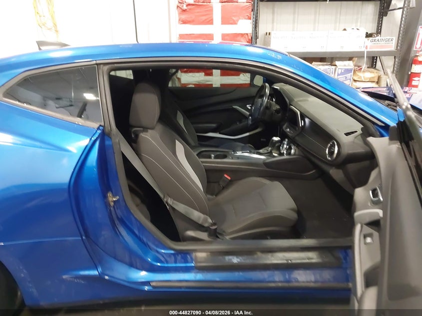 2018 CHEVROLET CAMARO auction photo 5