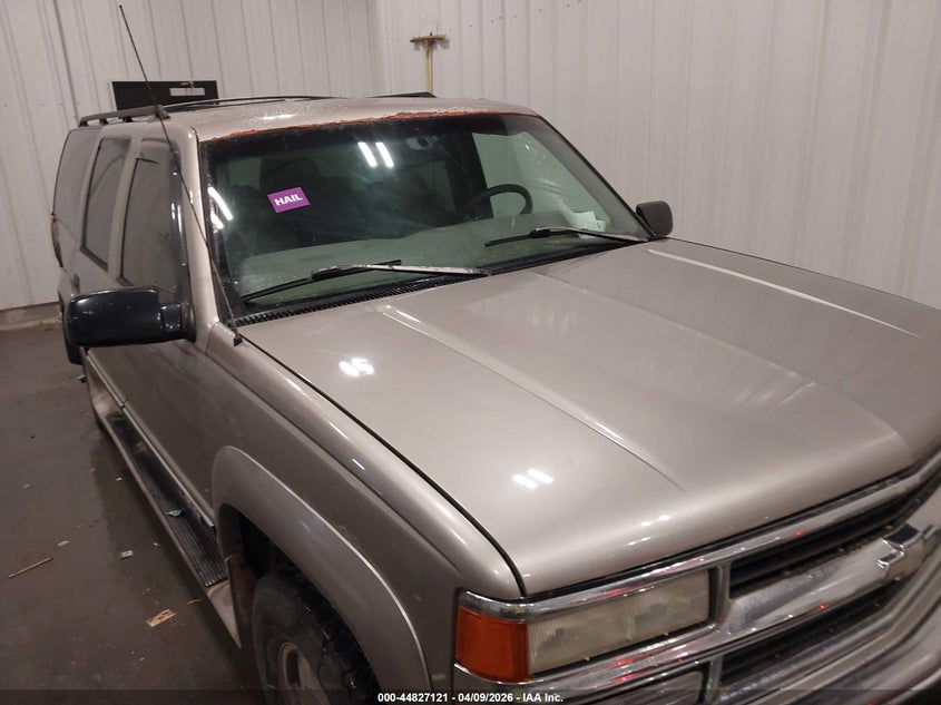 1999 Chevrolet Suburban 1500 Lt VIN: 3GNFK16R5XG144446 Lot: 44827121