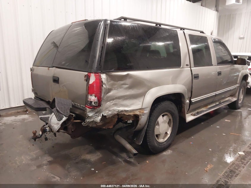 1999 Chevrolet Suburban 1500 Lt VIN: 3GNFK16R5XG144446 Lot: 44827121