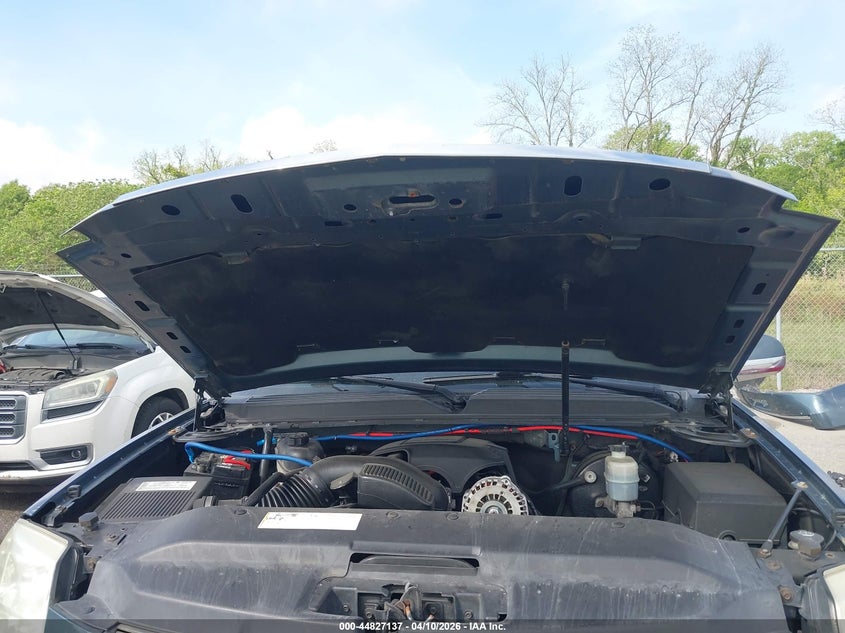 2008 Cadillac Escalade Standard VIN: 1GYFK63818R198209 Lot: 44827137