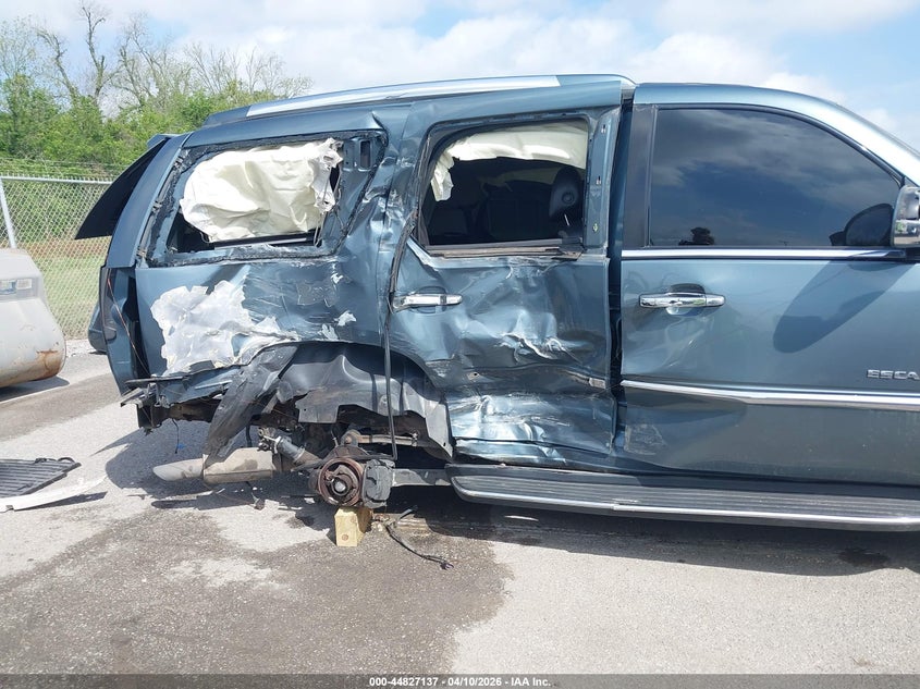 2008 Cadillac Escalade Standard VIN: 1GYFK63818R198209 Lot: 44827137