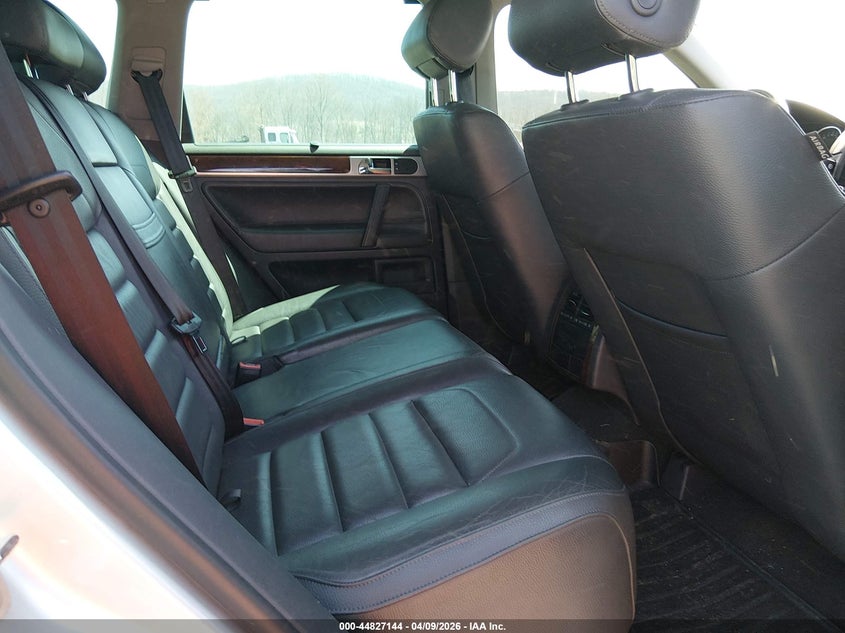 2008 Volkswagen Touareg 2 V8 Fsi VIN: WVGCB77L68D048201 Lot: 44827144