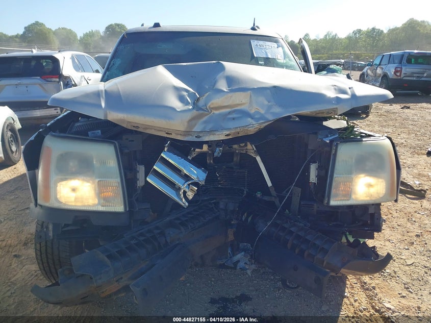 2004 Cadillac Escalade Esv Platinum Edition VIN: 3GYFK66N84G329180 Lot: 44827155