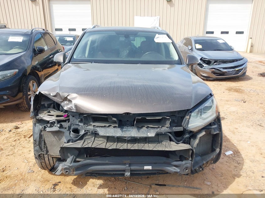 2011 Volkswagen Touareg Tdi Lux VIN: WVGFK9BP7BD005707 Lot: 44827174