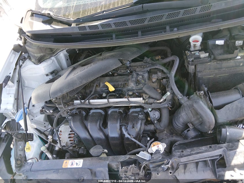 KNAFX4A68E5079313 2014 Kia Forte 1.8 Lx silver