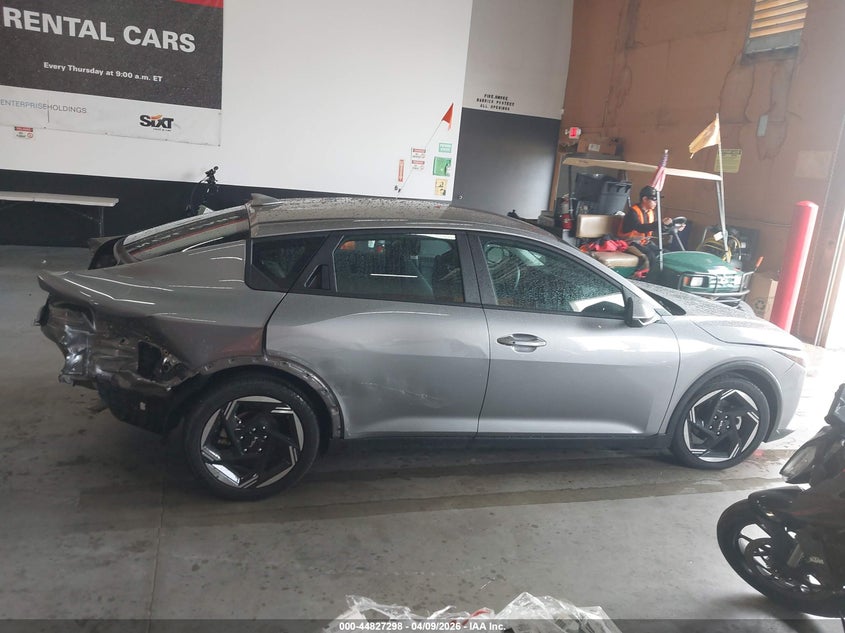 2025 Kia K4 2.0 Ex grey Lot 111044827298 Vin 3KPFU4DE1SE122145