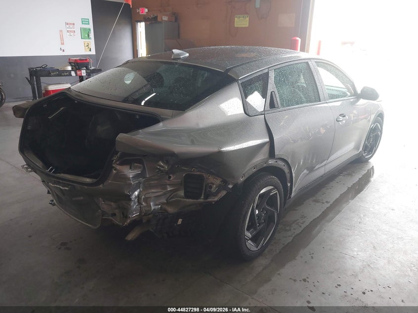 2025 Kia K4 2.0 Ex grey Lot 111044827298 Vin 3KPFU4DE1SE122145