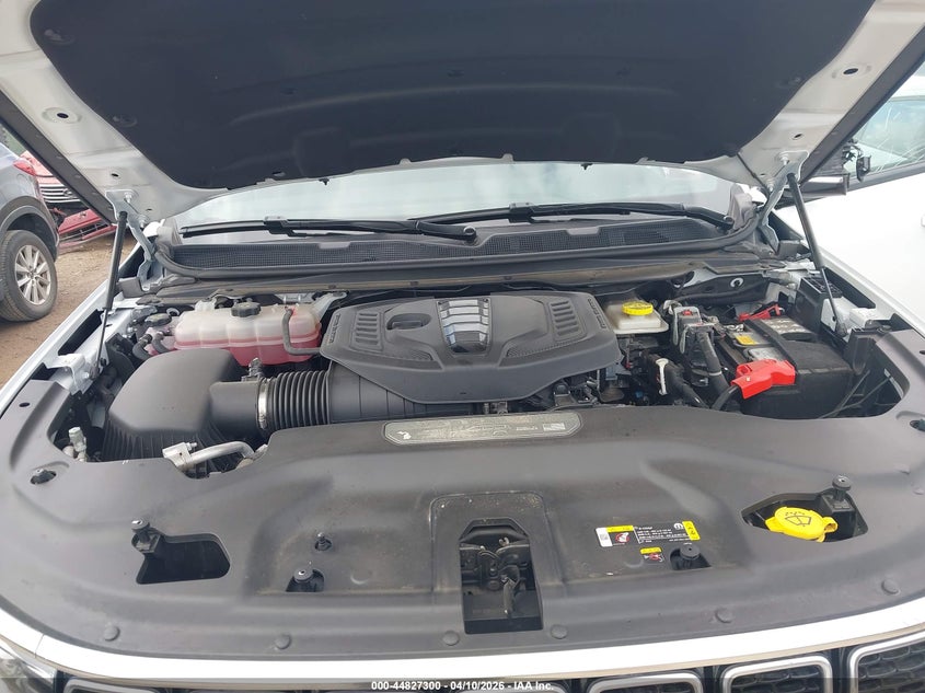 2025 Jeep Wagoneer L Series Ii 4X4 VIN: 1C4SJSBP7SS530405 Lot: 44827300