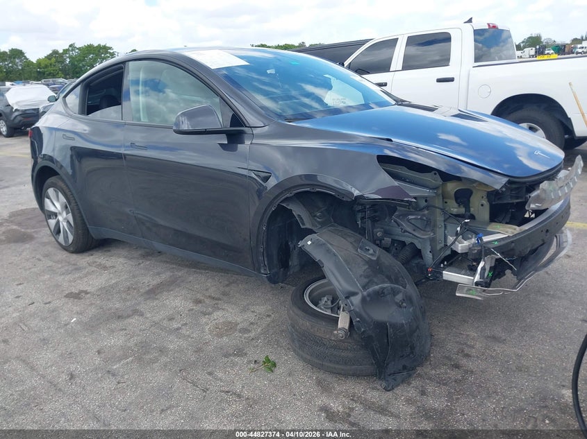2024 Tesla Model y Long Range Single Motor Rear-Wheel Drive Rwd grey Lot 111044827374 Vin 7SAYGDED2RF096409