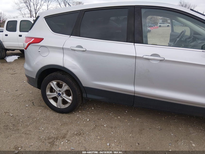 1FMCU9G90EUB70400 2014 Ford Escape 2.0 Se silver