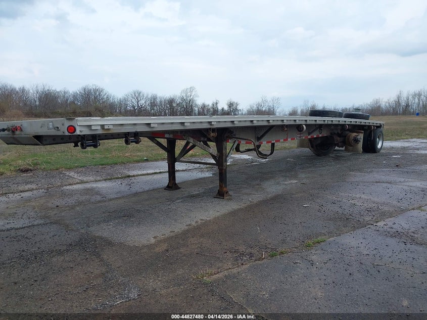 2010 Reitnouer Flat Bed Trailer