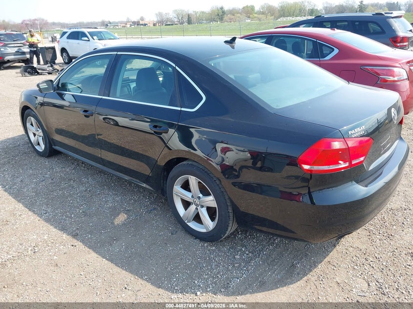 2015 Volkswagen Passat 1.8T Limited Edition