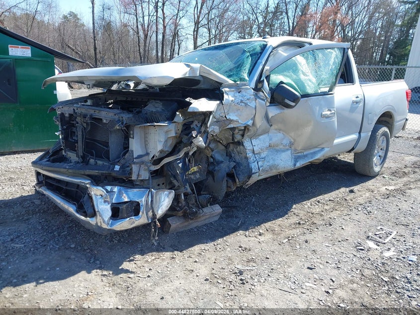 2019 Nissan Titan Sv