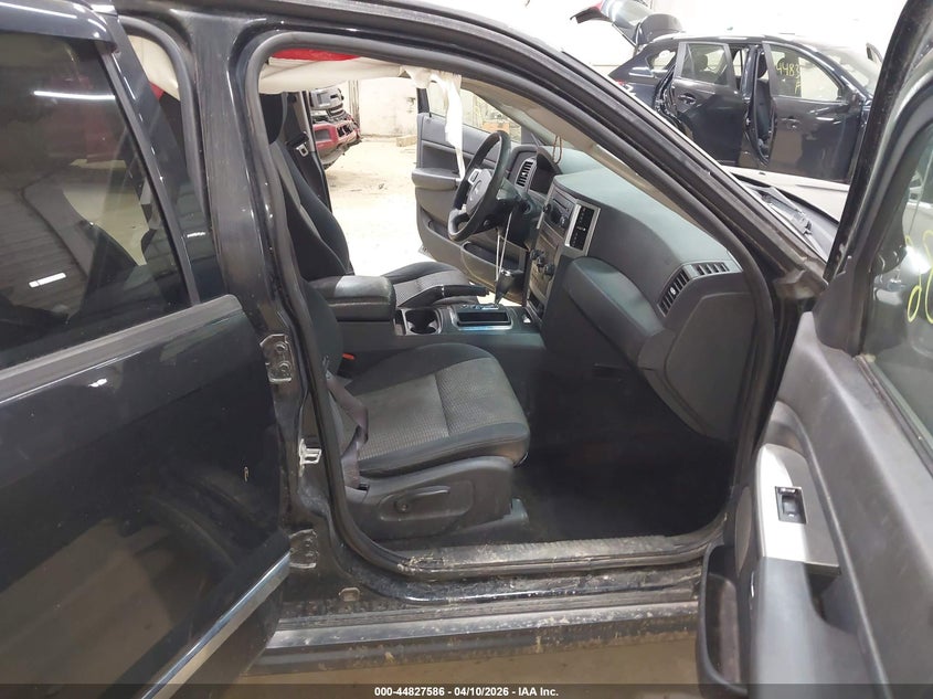 2010 Jeep Grand Cherokee Laredo