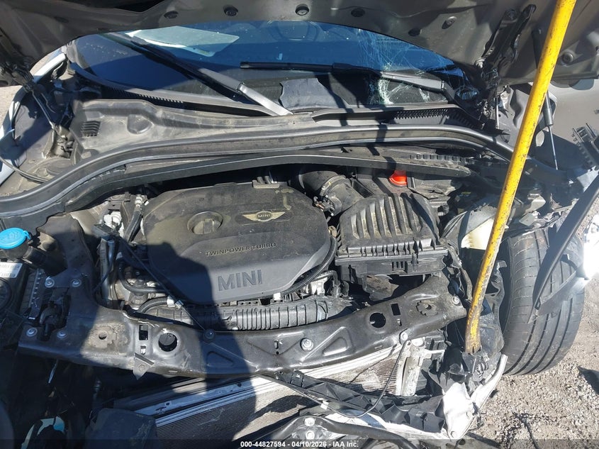 2018 Mini Countryman Cooper S VIN: WMZYT5C34J3E60195 Lot: 44827594