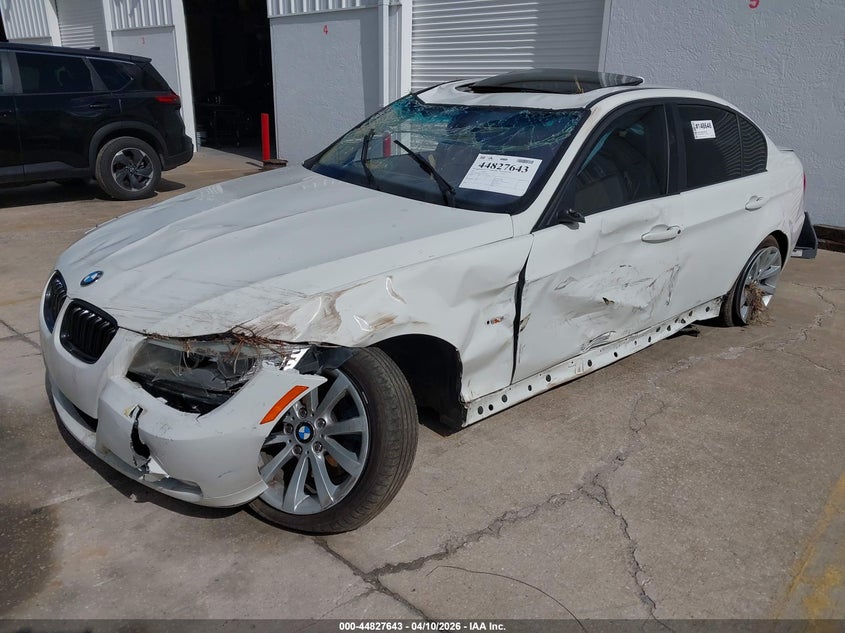 Vin: wbaph5g51bnm72572, lot: 45324941, bmw 328i 20112