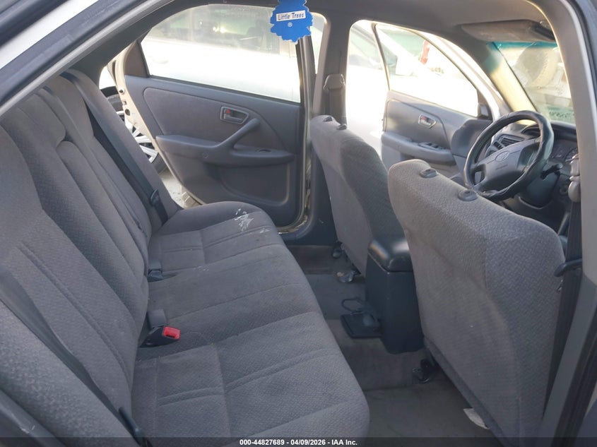 2000 Toyota Camry Le VIN: JT2BG22K0Y0393534 Lot: 44827689