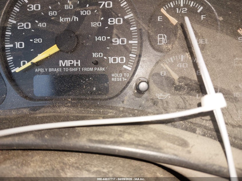 2001 GMC Yukon Slt VIN: 1GKEK13T41J247789 Lot: 44827717