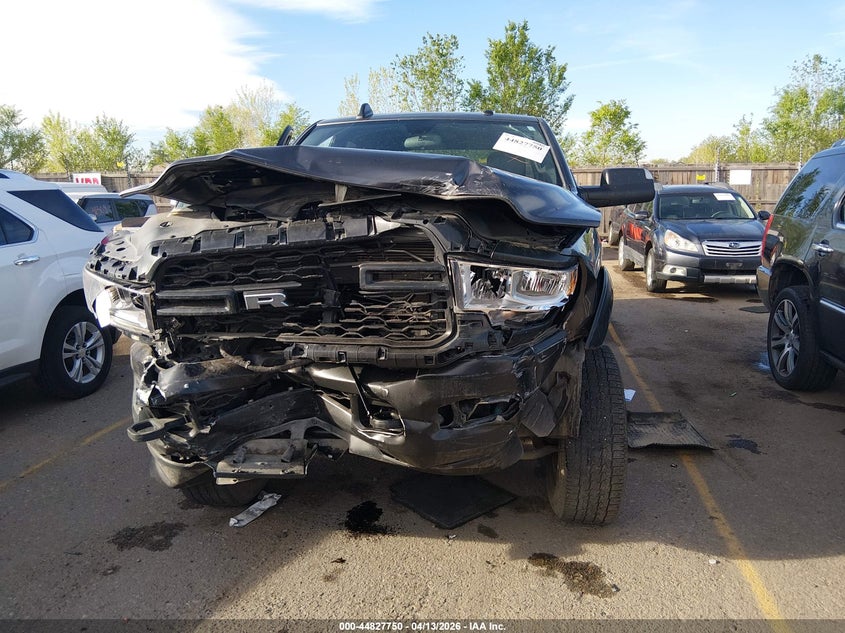 2022 Ram 3500 Tradesman 4X4 8' Box VIN: 3C63R3GJ0NG219215 Lot: 44827750