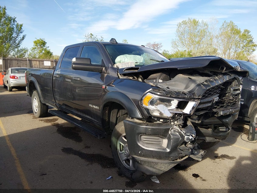 2022 Ram 3500 Tradesman 4X4 8' Box VIN: 3C63R3GJ0NG219215 Lot: 44827750