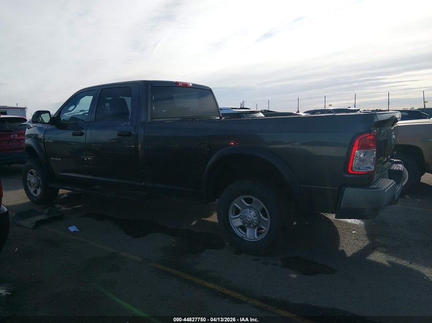 2022 Ram 3500 Tradesman 4X4 8' Box VIN: 3C63R3GJ0NG219215 Lot: 44827750