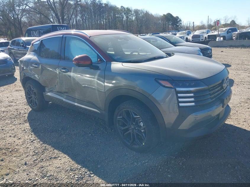2026 NISSAN KICKS SR