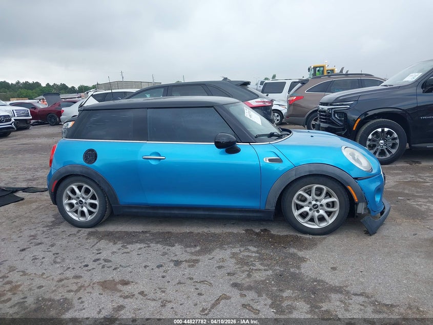 2015 Mini Hardtop Cooper VIN: WMWXM5C57FT973985 Lot: 44827782