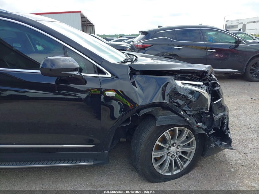 2017 Cadillac Xt5 Luxury VIN: 1GYKNBRSXHZ277976 Lot: 44827838