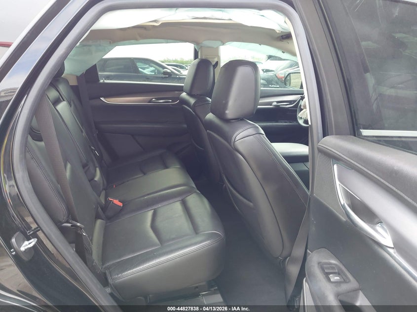 2017 Cadillac Xt5 Luxury VIN: 1GYKNBRSXHZ277976 Lot: 44827838