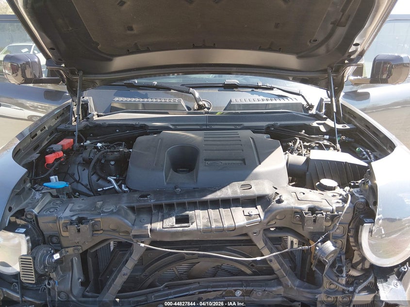 2025 Land Rover Defender 110 P400 X-Dynamic Se VIN: SALE27EU5S2392820 Lot: 44827844