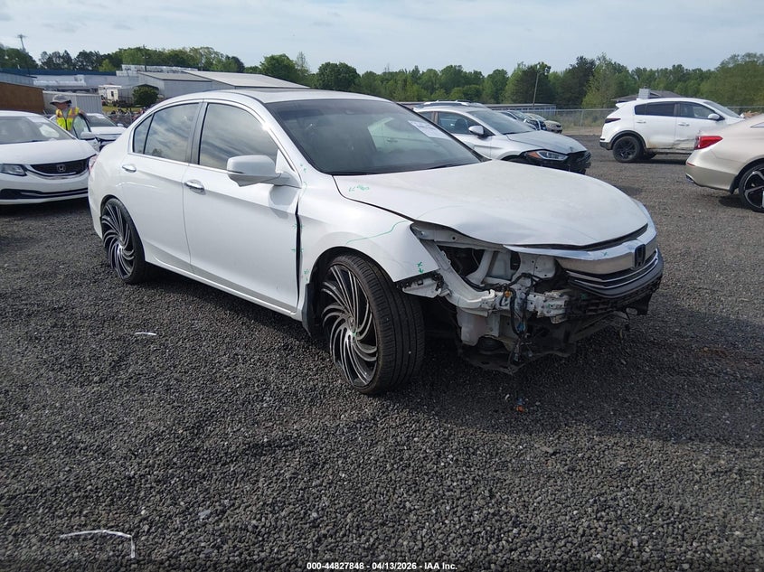 2016 HONDA ACCORD auction photo 1